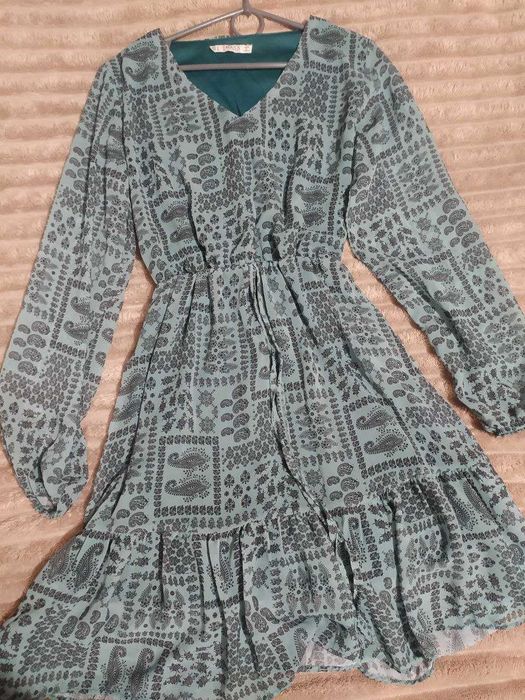 Жіноча сукня 42 р.