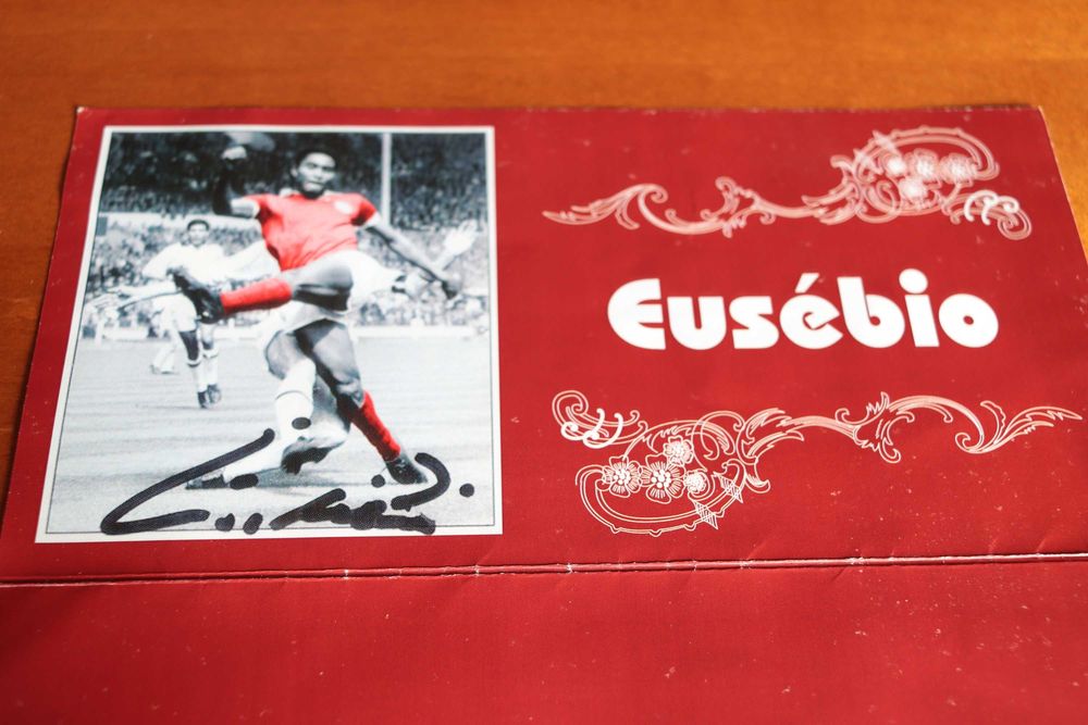 Coleção Eusébio, convite para João Malheiro autografado 66 aniversário