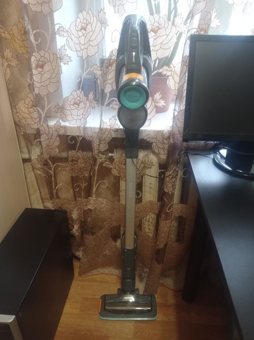 Продам пылесос philips speedpro