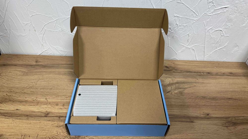 Asus PN40 OneXafe Solo 300 , Intel N4120, 4GB RAM, 64gb EMMS