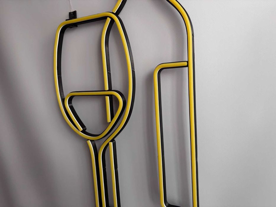 Неонова вивіска "Пляшка вина" лимонно-жовта, 800*326 мм