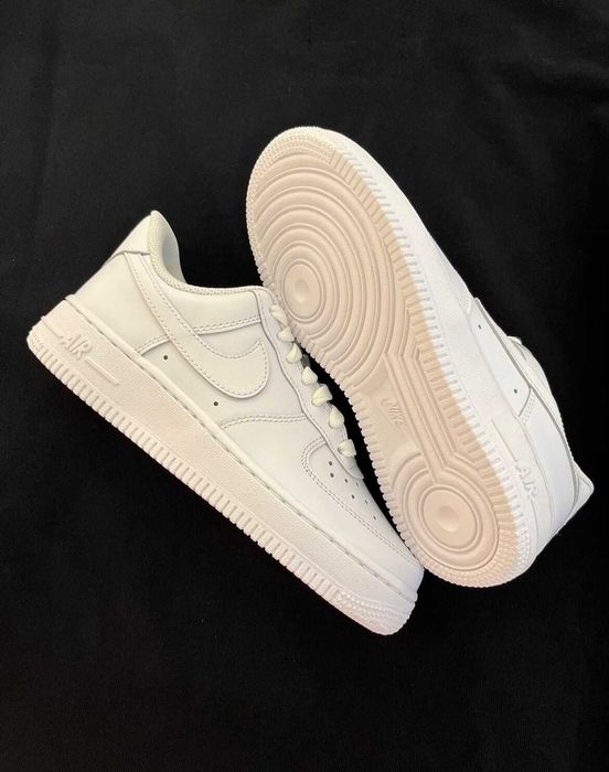 Nike_Air Force 1 R.45