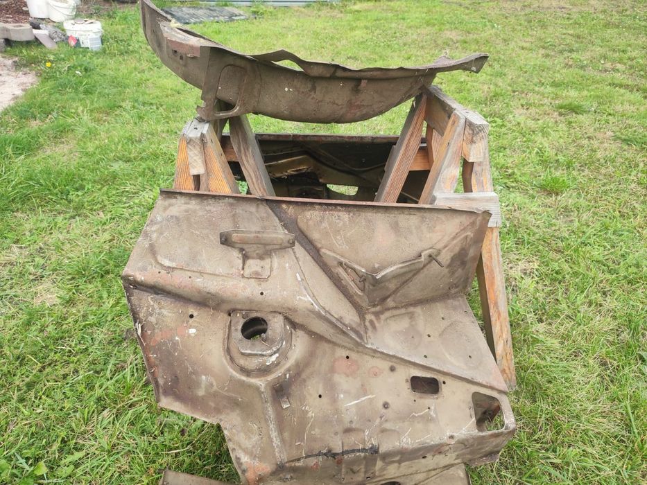 Sprzedam części do Poloneza I Syreny 104