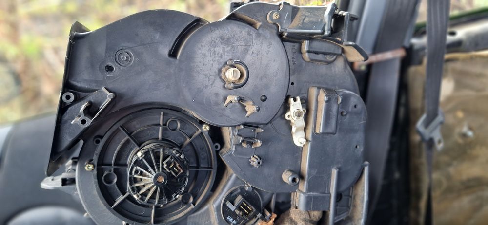 Nagrzewnica wentylator dmuchawy Daihatsu Terios  97-05 części