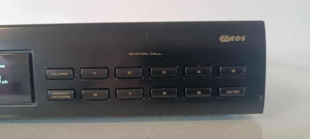 Tuner Pioneer F-203 RDS sprawny