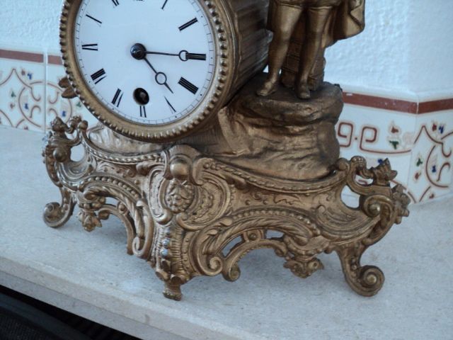 Relogio de lareira de chave e pendulo - 1917