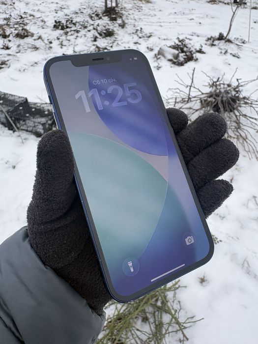 Продам iPhone 12 64gb blue