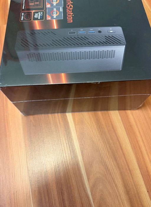 Najmocniejszy   WorkStation MinisForum  Windows 11 Amd Ryzen 9 9955HX Radeon 610M