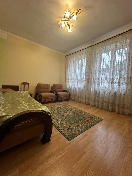 Терміново! Продам 2 кімнатну високогабаритку у м.Шептицький!