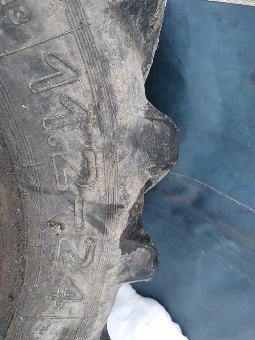 Opony przód Zetor 7245