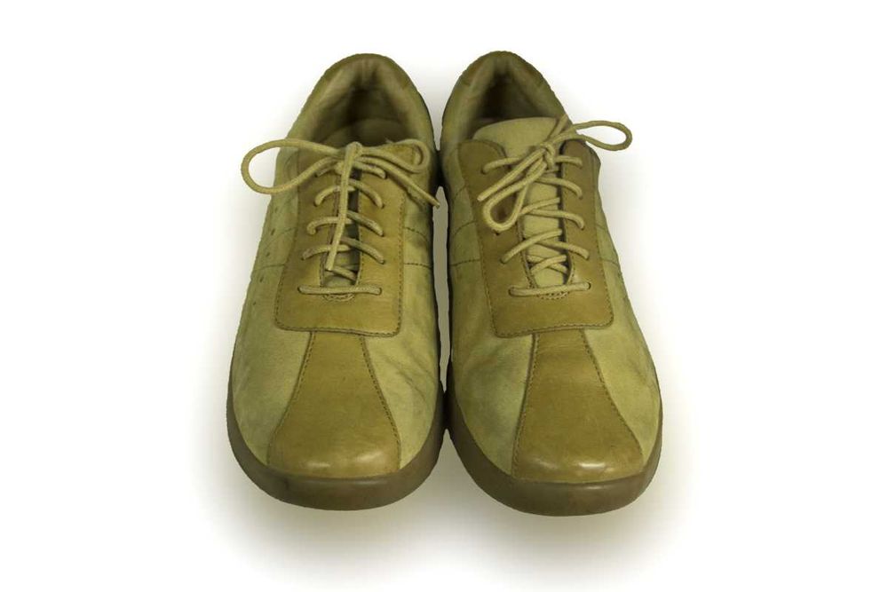 Женские кожаные туфли от clarks