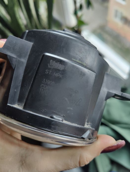 Противотуманная фара передня VALEO