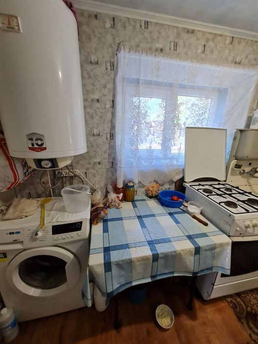 Продам  2 ЗАТИШНІ  будинки   -МОЖЛИВО СЕРТИФІКАТ-20 км від Кременчука)