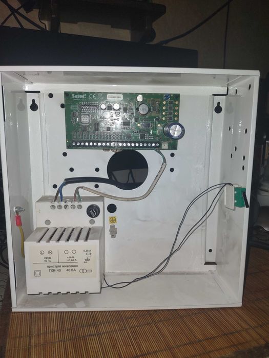 Шафа сигналізації Satel 64EPS