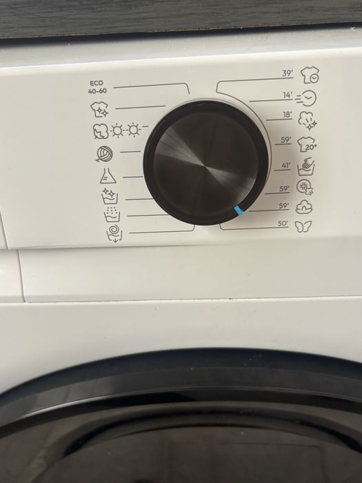 Maquina De Lavar e Secar 6 meses de Uso