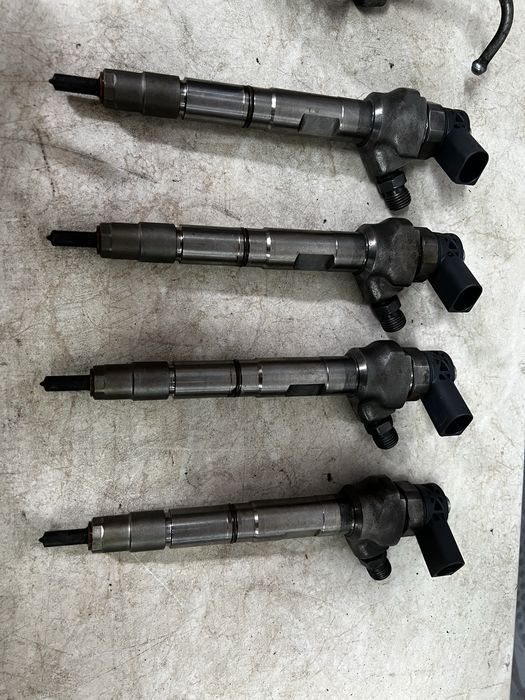 Форсунка 04L130277AC Форсунки 0445110469  2.0TDI