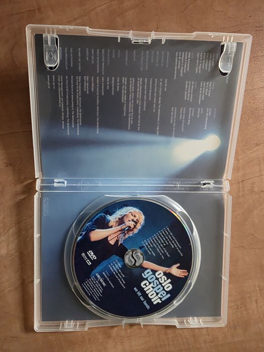 Oslo Gospel Choir – We Lift Our Hands (DVD)