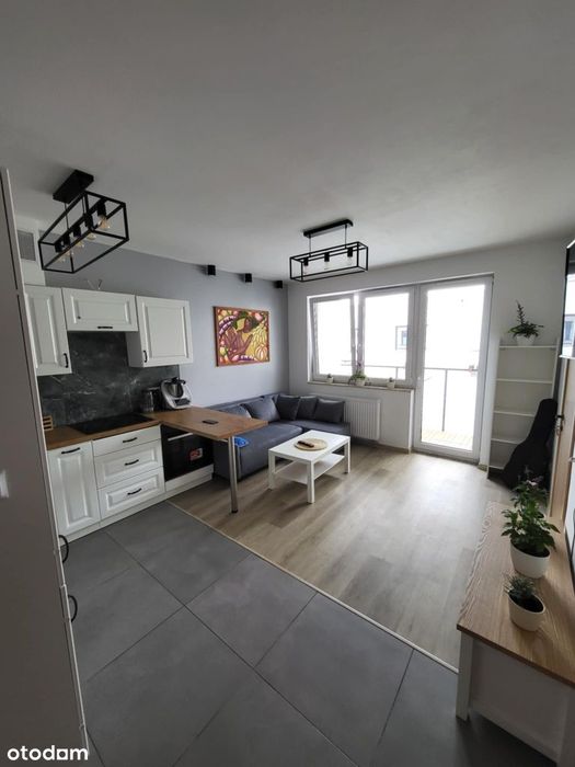 2 pokoje + garderoba • balkon • centrum Łodzi (37,5 m²)