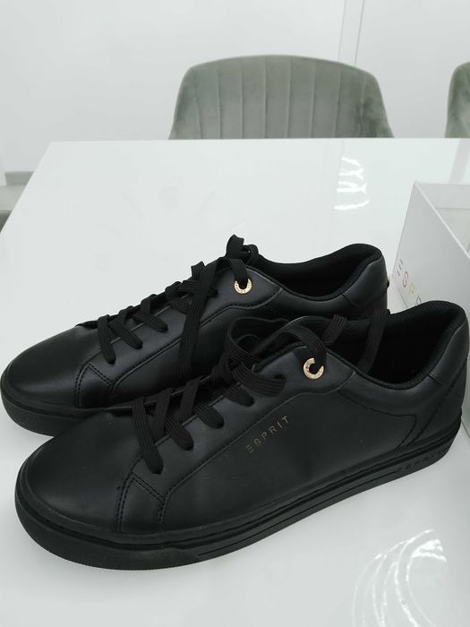 Nowe buty Esprit rozm 44