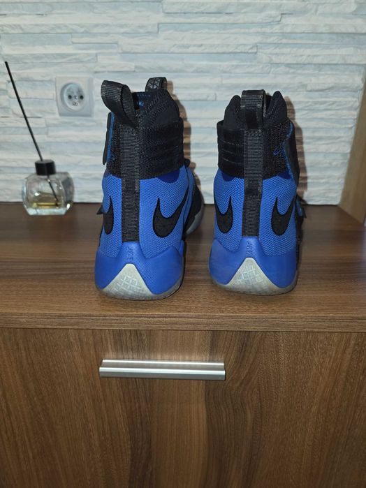 Buty Nike Air Lebron James 45