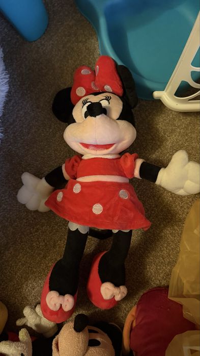 Myszka Minnie, Mickey lalka skye