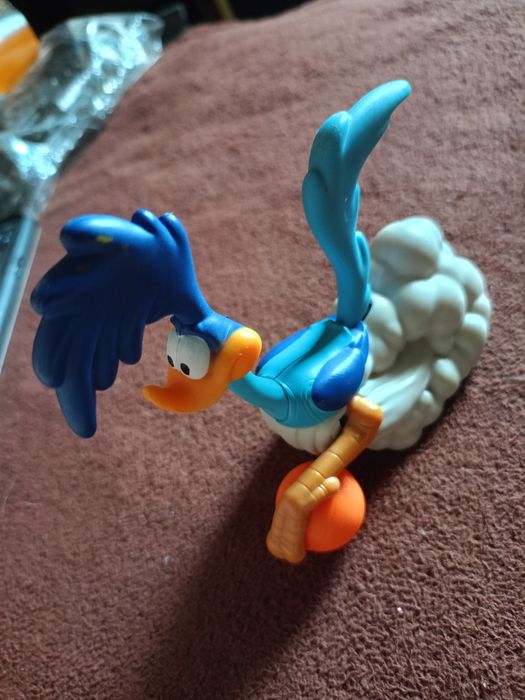 Игрушка McDonald's страус