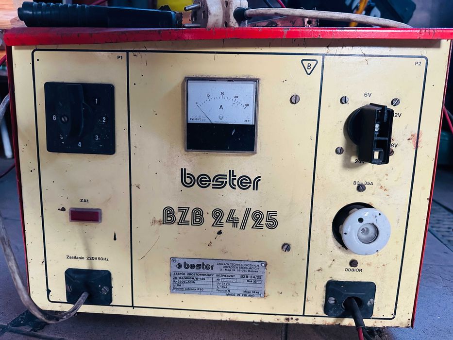 Prostownik Bester używany 24V- sprawny na 12V Zamość • OLX.pl