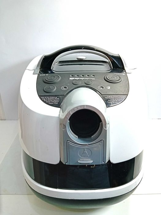 ODKURZACZ BOSCH Aquawash&clean BWD421PRO 2100W Loombard NML