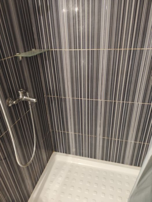 Aluga-se Anexo com WC