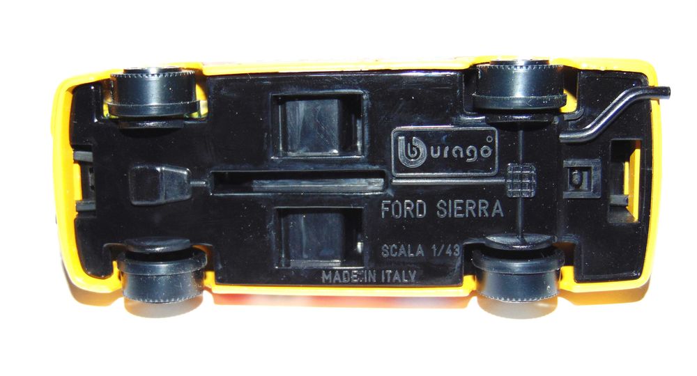 Miniatura em metal Ford Sierra Rally by BURAGO.