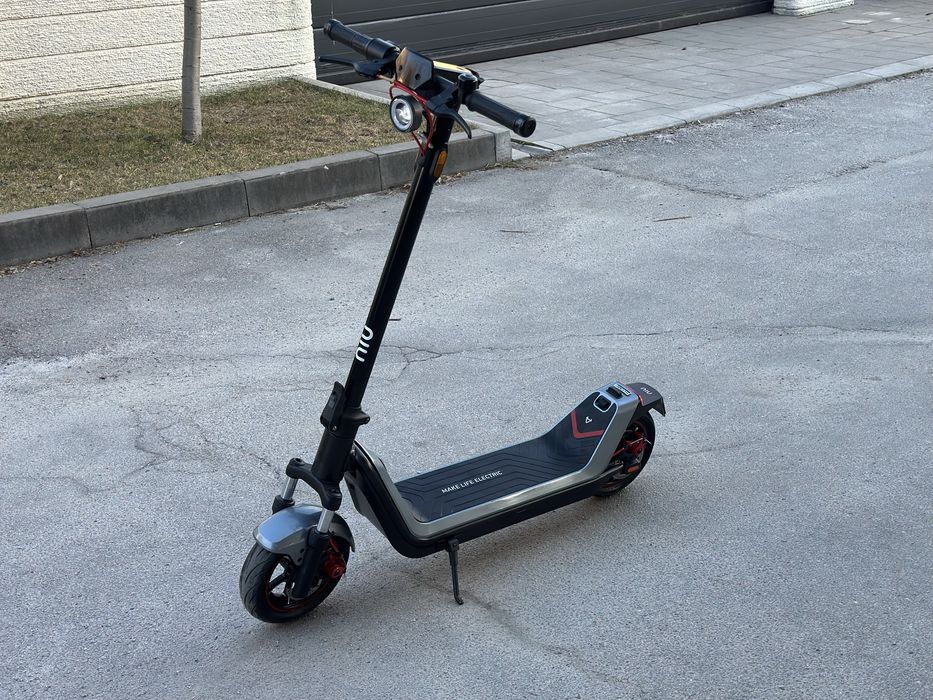 Продам Електросамокат KOiaDOX  в новом состоянии