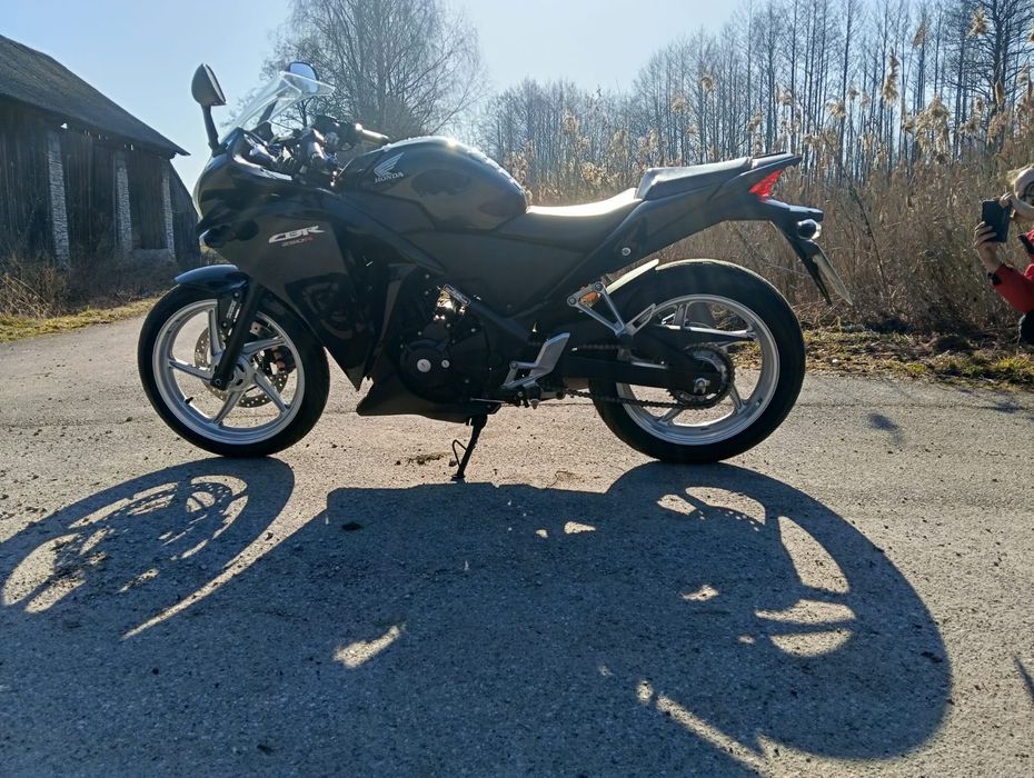 Honda CBR250R -4cm 2xABS super stan