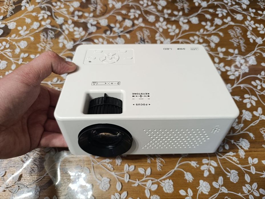 Проектор purshe HI-01 Bluetooth