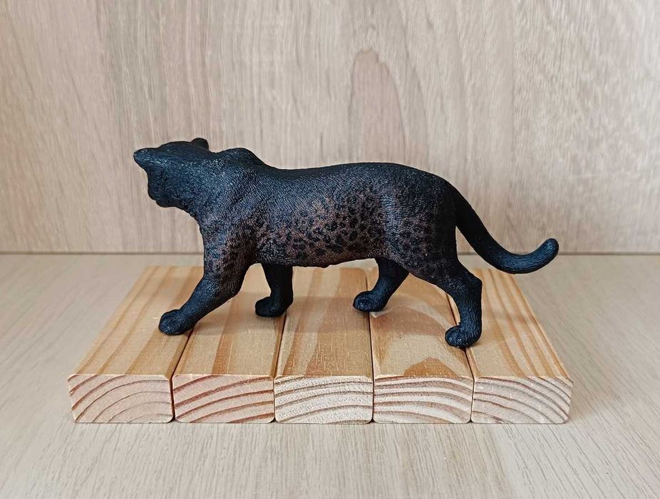 Vintage figurka Czarna Pantera. Schleich 2014