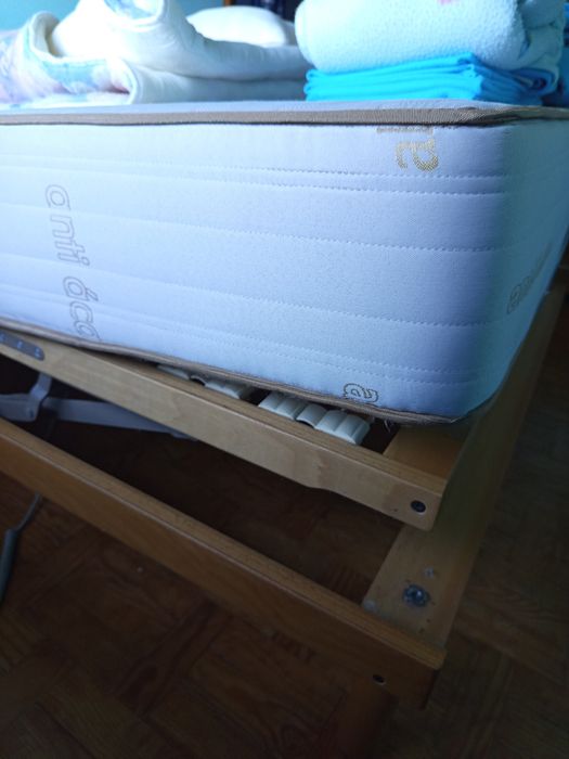 Cama elétrica com colchão