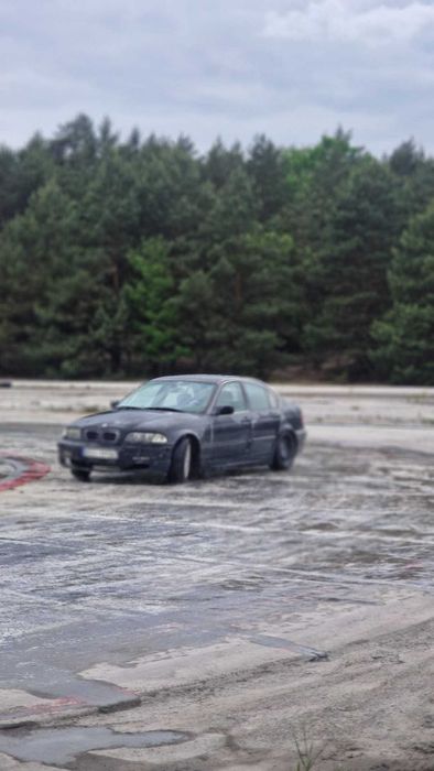 Wynajme teren pod szkolenia drift/doskonalenia jazdy - Więcej