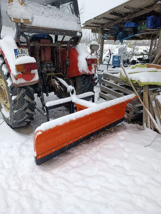 Sprzedam pług do traktora 2m