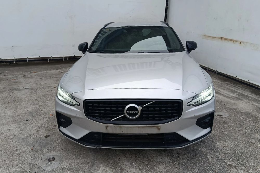 Frente completa VOLVO V60 II (225)