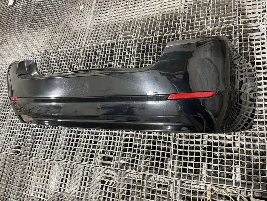 Бампер задний на BMW f10 2012 год-оригинал