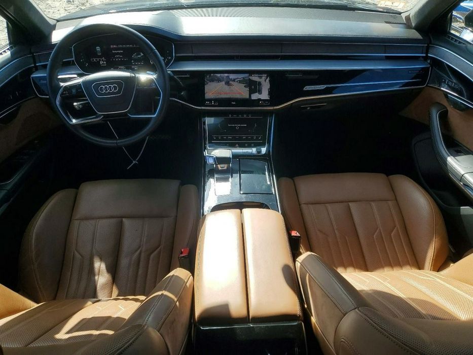 Audi A8 A8 L / 4.0 V8 / niski przebieg