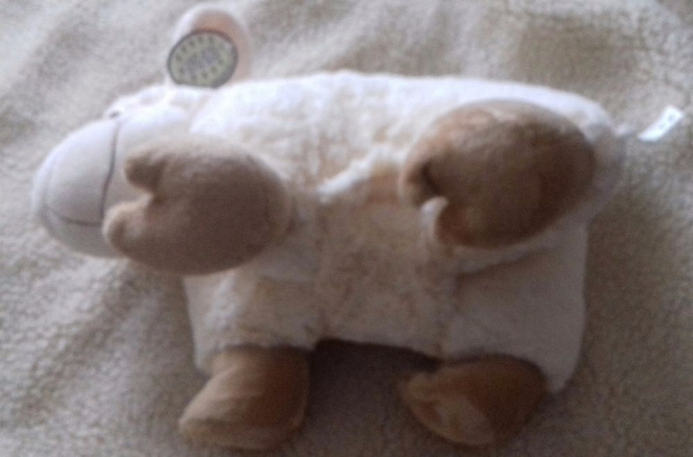 Boneco peluche cordeiro/almofada de Cracóvia