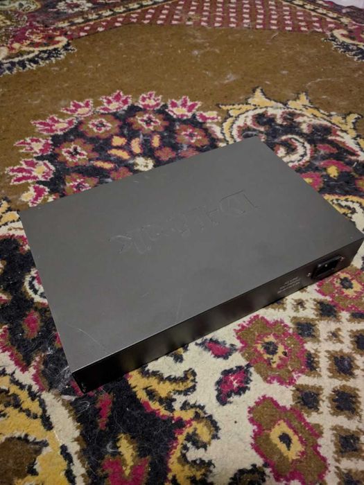 Мережевий комутатор (світч) D-Link DES-1016D 16 портів 10/100 Mbps
