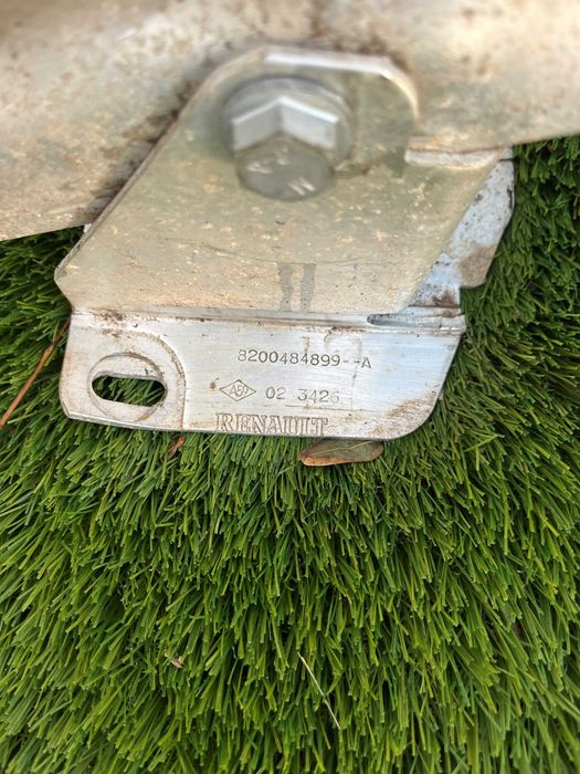 Para-choques traseiro - RENAULT MEGANE