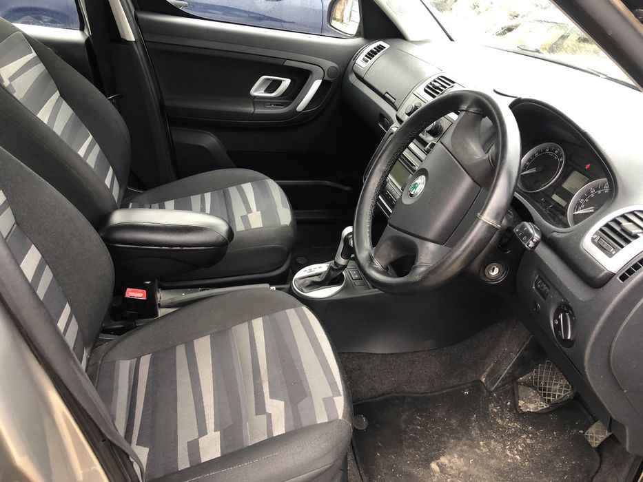 Аірбег в руль , пасажира з кришкой торпедо салона skoda fabia mk2 room