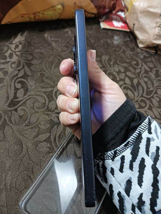 Troco OPPO Reno13 f 5g 256gb