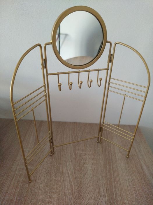 Stojak na biżuterię