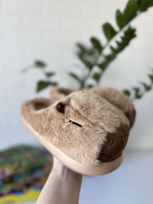 Кімнатні тапочки Карібари