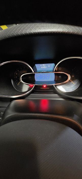 Renault Clio IV salon Polska