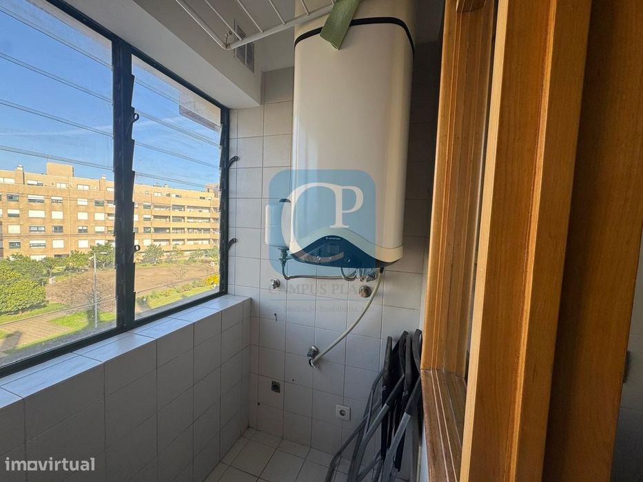 Apartamento T1Kit semi mobilado em Paranhos, Porto