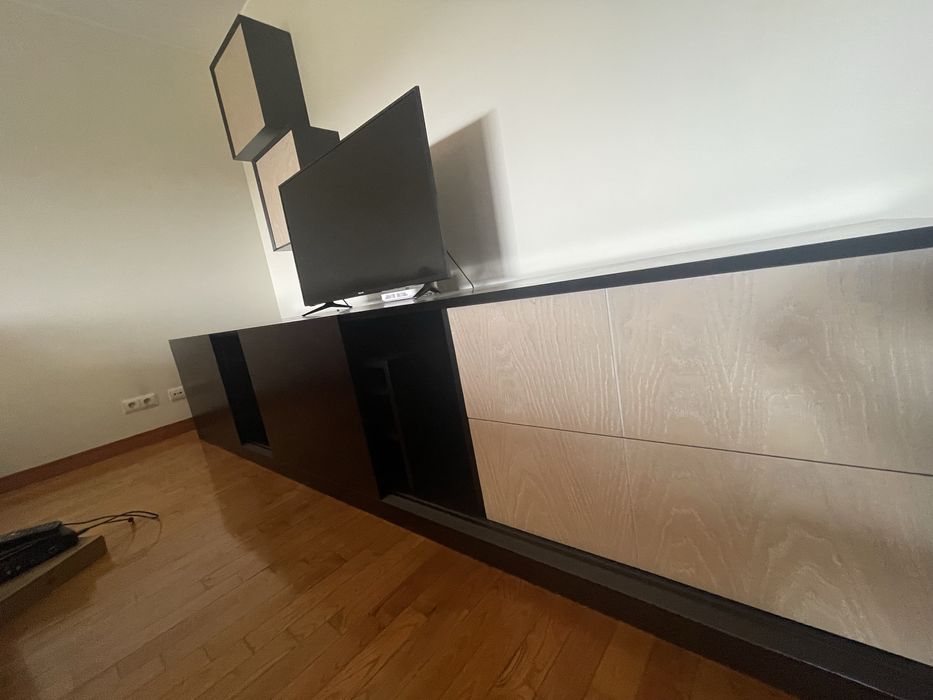 Móvel de TV - muito bom